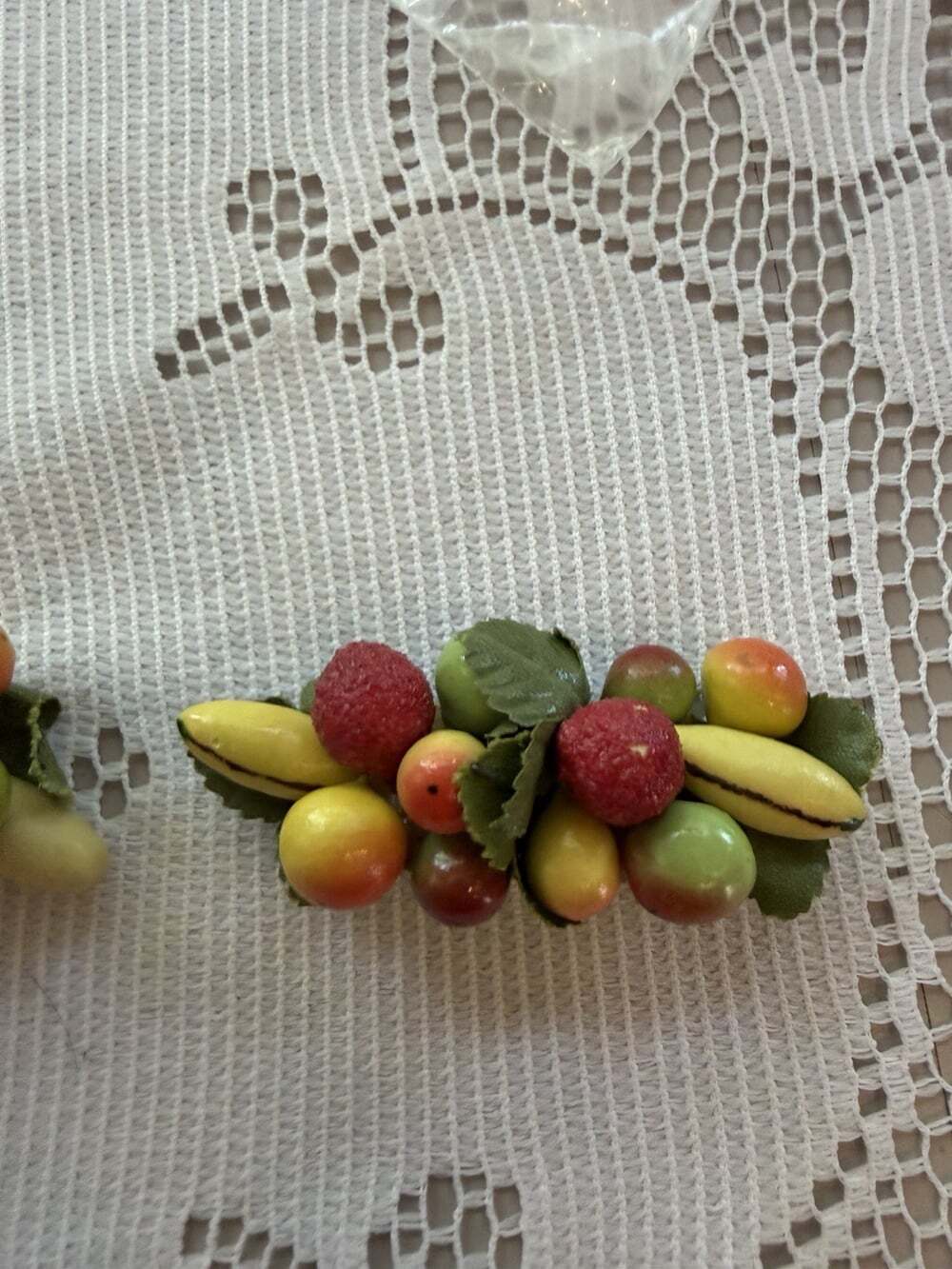 VNTG dipped-foam millinery Fruit Bowl ShoeClips 1940s 4 Sm/2 Large See Pics Flaw - Picture 2 of 8